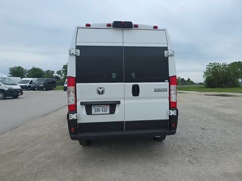 Used 2023 RAM ProMaster 2500 FWD image 5