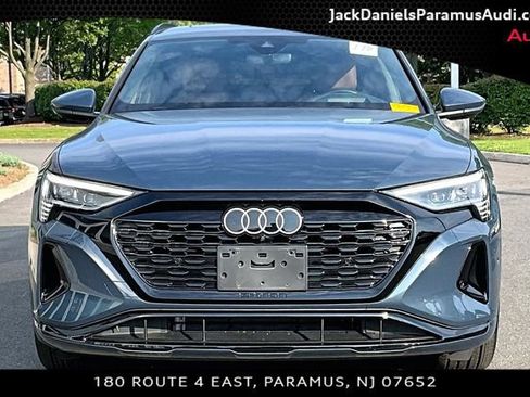 Used 2024 Audi Q8 e-tron Prestige w/ Prestige Package AWD/4WD image 3