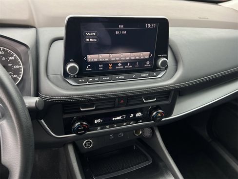 Certified 2023 Nissan Rogue SV image 14