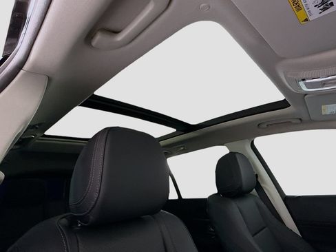 Certified 2026 Mercedes-Benz GLS 450 4MATIC image 19
