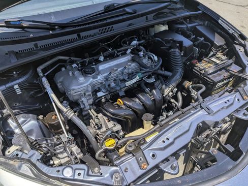 Used 2017 Toyota Corolla SE FWD image 17
