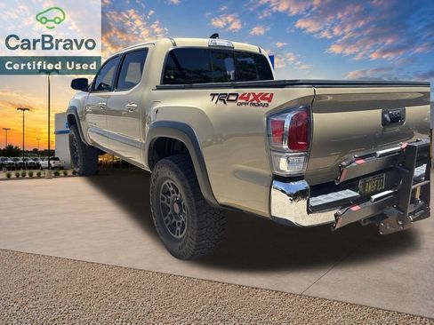 Used 2020 Toyota Tacoma TRD Off-Road AWD/4WD image 3