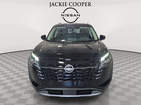 New 2026 Nissan Pathfinder SL image 2