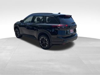 New 2026 Nissan Rogue Dark Armor FWD video 2