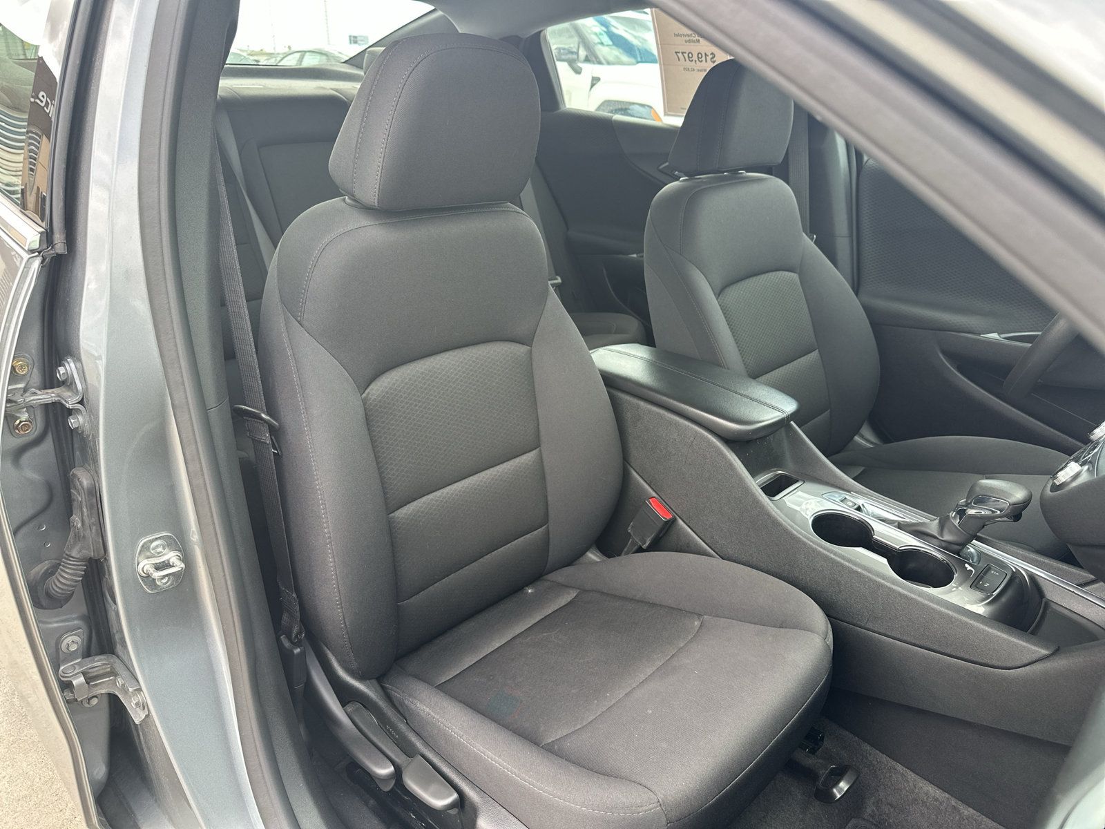 Used 2024 Chevrolet Malibu LT FWD image 30