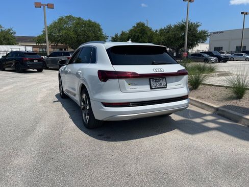 Used 2023 Audi e-tron Premium Plus w/ Premium Plus Package AWD/4WD image 53