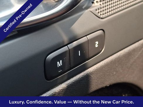 Certified 2023 Volvo XC40 B5 Plus w/ Climate Package AWD/4WD image 27