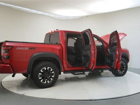 Used 2023 Nissan Frontier PRO-4X w/ Technology Package image 13