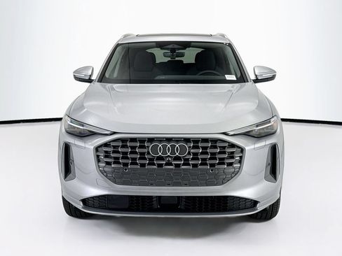 Used 2026 Audi Q5 Premium Plus w/ Premium Plus AWD/4WD image 2