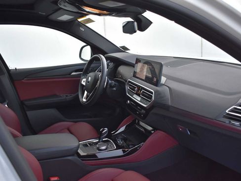 Used 2024 BMW X4 xDrive30i w/ Convenience Package AWD/4WD image 9