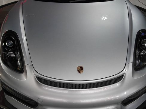 Used 2016 Porsche Cayman GT4 RWD image 22