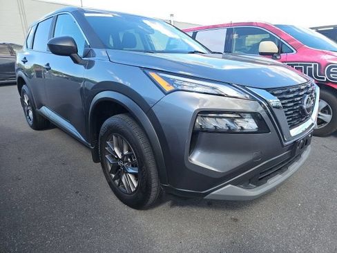 Certified 2023 Nissan Rogue S AWD/4WD image 2