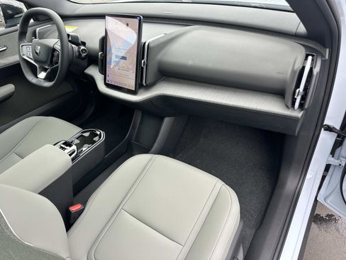 New 2026 Volvo EX30 Plus image 21