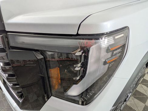 New 2026 GMC Sierra 2500 Denali Ultimate AWD/4WD image 14