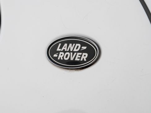 Used 2020 Land Rover Discovery HSE Luxury image 50
