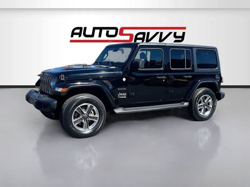 Used 2021 Jeep Wrangler Unlimited Sahara image 3