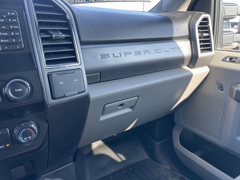 Used 2019 Ford F250 XLT image 49