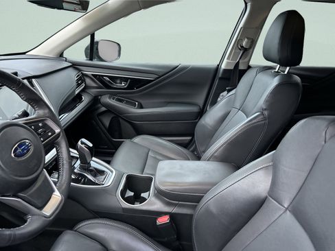 Used 2023 Subaru Outback Limited image 11