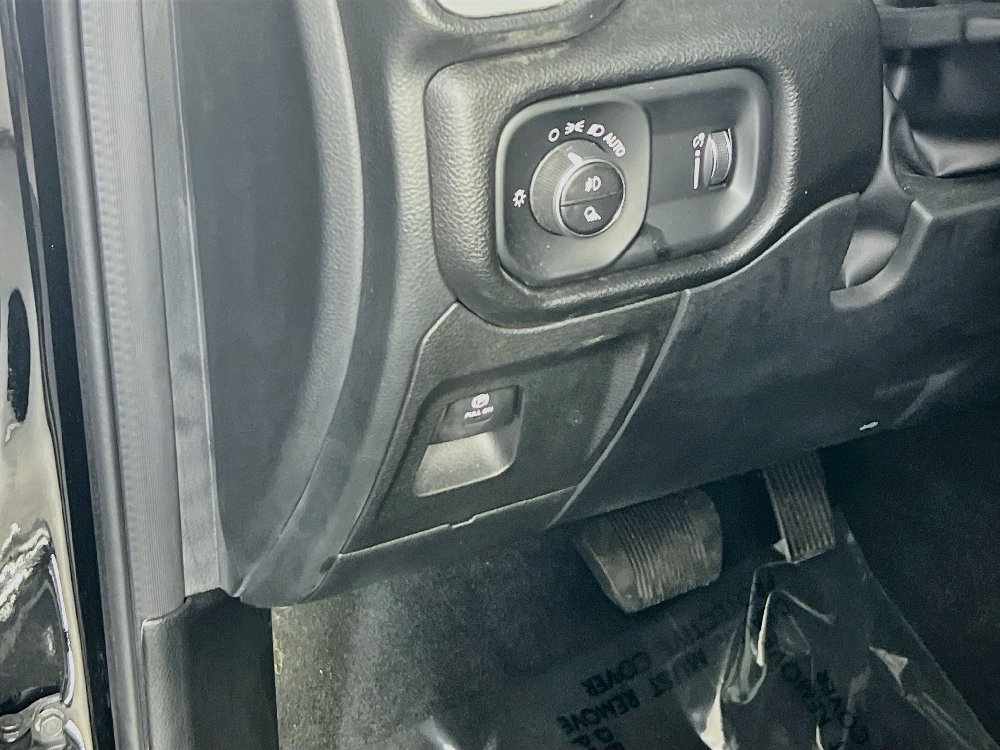 Used 2023 RAM 1500 Big Horn AWD/4WD image 10