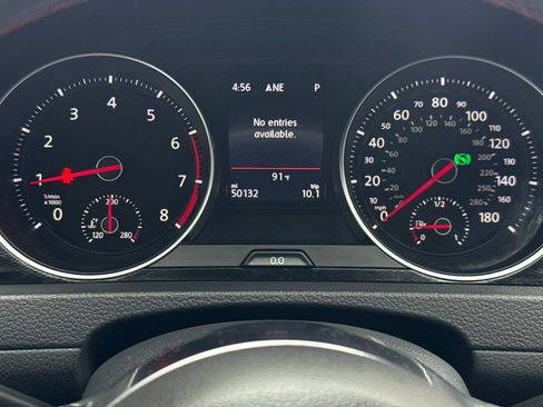 Used 2017 Volkswagen GTI S FWD image 22