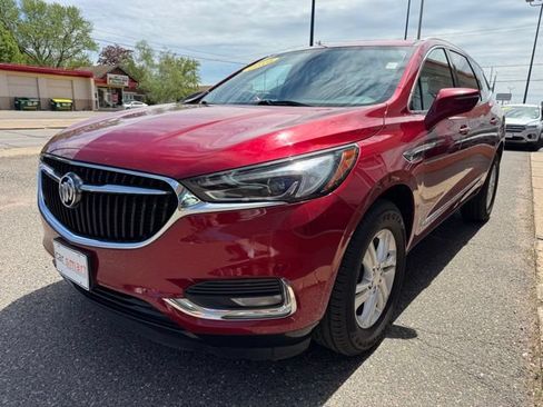 Used 2019 Buick Enclave Essence AWD/4WD image 3