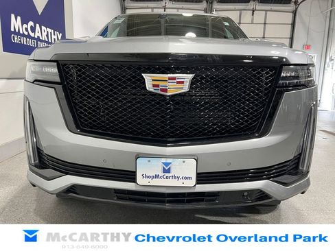 Used 2023 Cadillac Escalade Sport Platinum AWD/4WD image 10