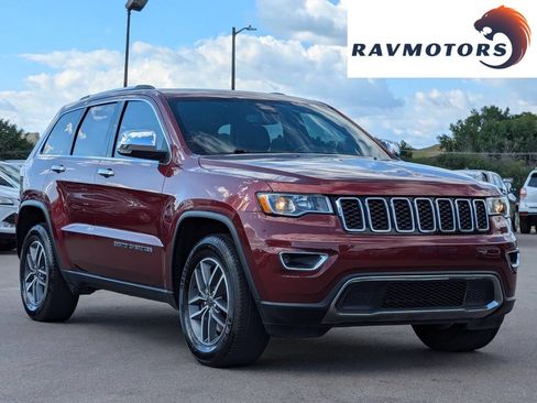 Used 2021 Jeep Grand Cherokee Limited w/ Luxury Group II image 3