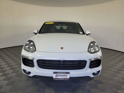 Used 2017 Porsche Cayenne Platinum Edition AWD/4WD image 30