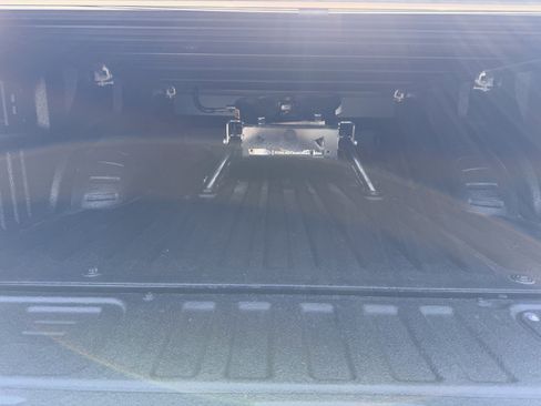 Used 2024 Ford F350 Limited image 7