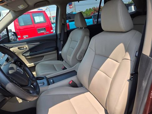 Used 2022 Honda Pilot Special Edition image 9