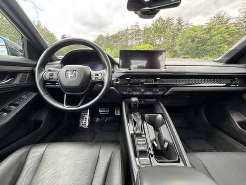 Used 2023 Honda Accord Sport image 27