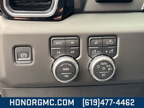 Used 2026 GMC Sierra 1500 Denali w/ Technology Package image 14