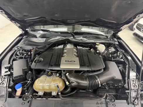 Used 2020 Ford Mustang GT RWD image 26
