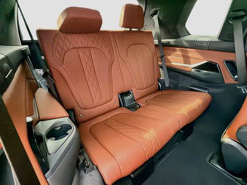New 2027 BMW X7 xDrive40i w/ M Sport Package AWD/4WD image 22