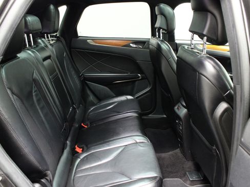 Used 2018 Lincoln MKC Reserve image 16