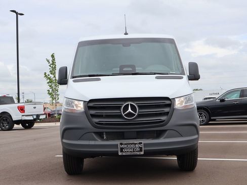 New 2026 Mercedes-Benz Sprinter 2500 image 2