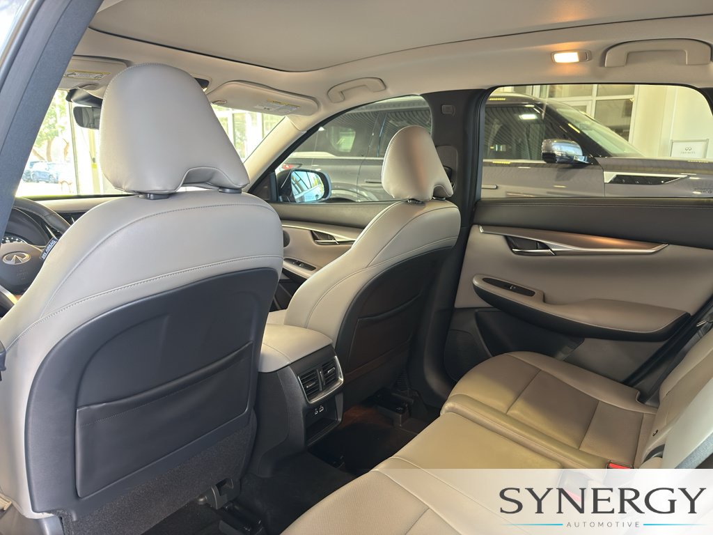 Certified 2023 INFINITI QX50 Luxe FWD image 28