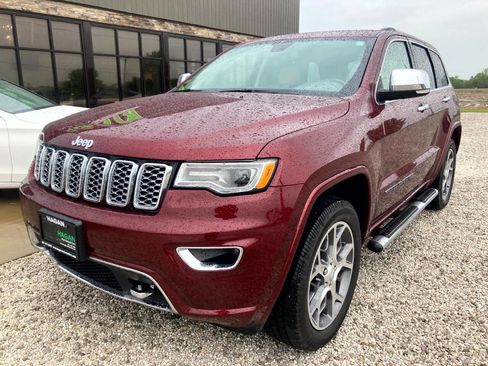 Used 2021 Jeep Grand Cherokee Overland AWD/4WD image 2