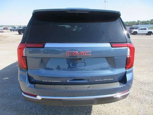 New 2026 GMC Yukon XL Elevation w/ Elevation Premium Package AWD/4WD image 5
