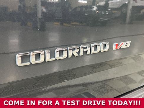 Used 2018 Chevrolet Colorado W/T w/ Custom Special Edition image 27