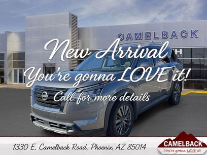 Used 2024 Nissan Pathfinder SL w/ SL Premium Package