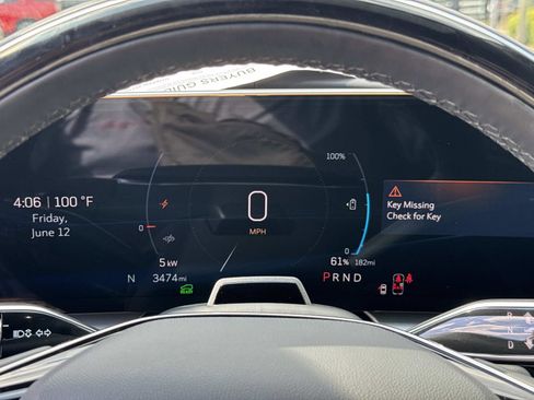 Certified 2026 Cadillac Lyriq Signature Sport AWD/4WD image 19