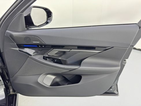 Used 2026 BMW 530i w/ M Sport Package image 48