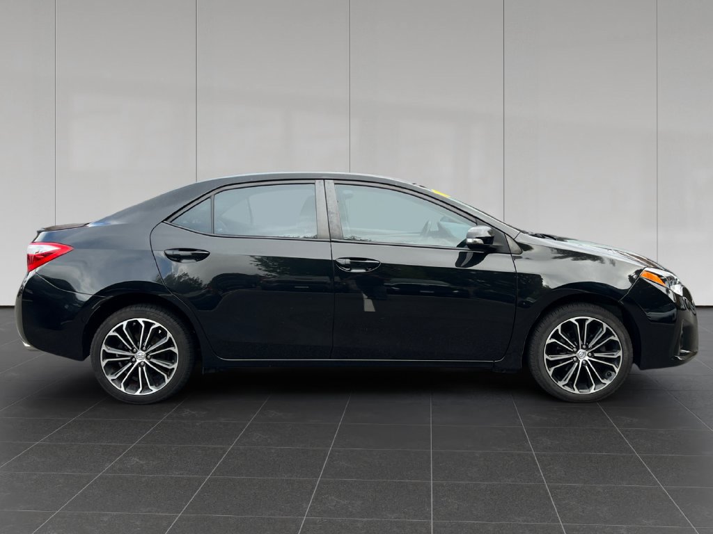 Used 2016 Toyota Corolla S w/ Driver Convenience Package FWD image 6
