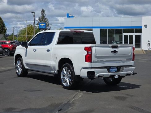 Certified 2024 Chevrolet Silverado 1500 High Country image 4