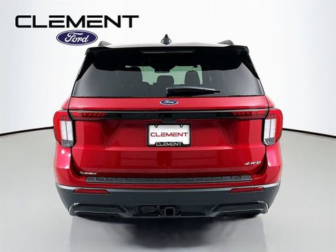 New 2026 Ford Explorer ST-Line w/ ST-Line Street Pack AWD/4WD image 7