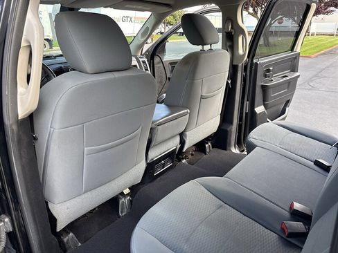 Used 2014 RAM 1500 Express AWD/4WD image 29