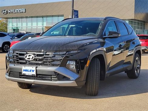 New 2026 Hyundai Tucson SEL image 2