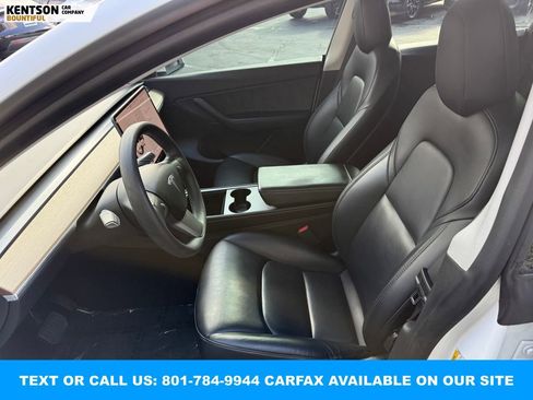 Used 2022 Tesla Model Y Long Range image 25