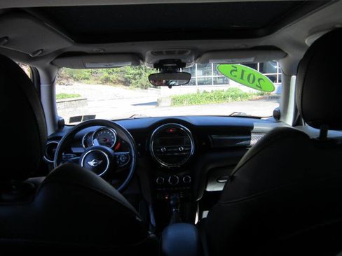 Used 2015 MINI Cooper S image 24